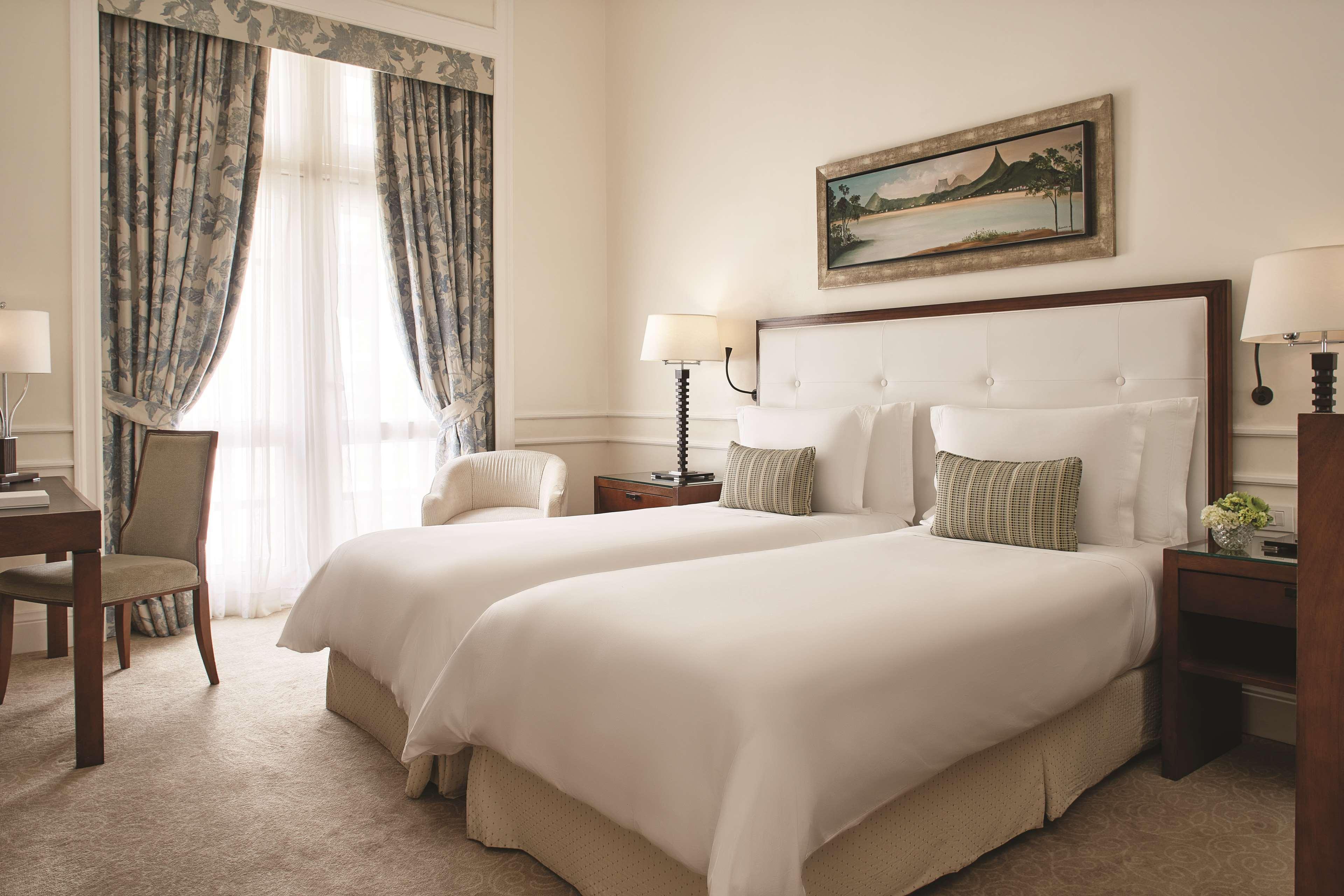 Copacabana Palace, A Belmond Hotel, Rio De Janeiro Esterno foto A room at the hotel