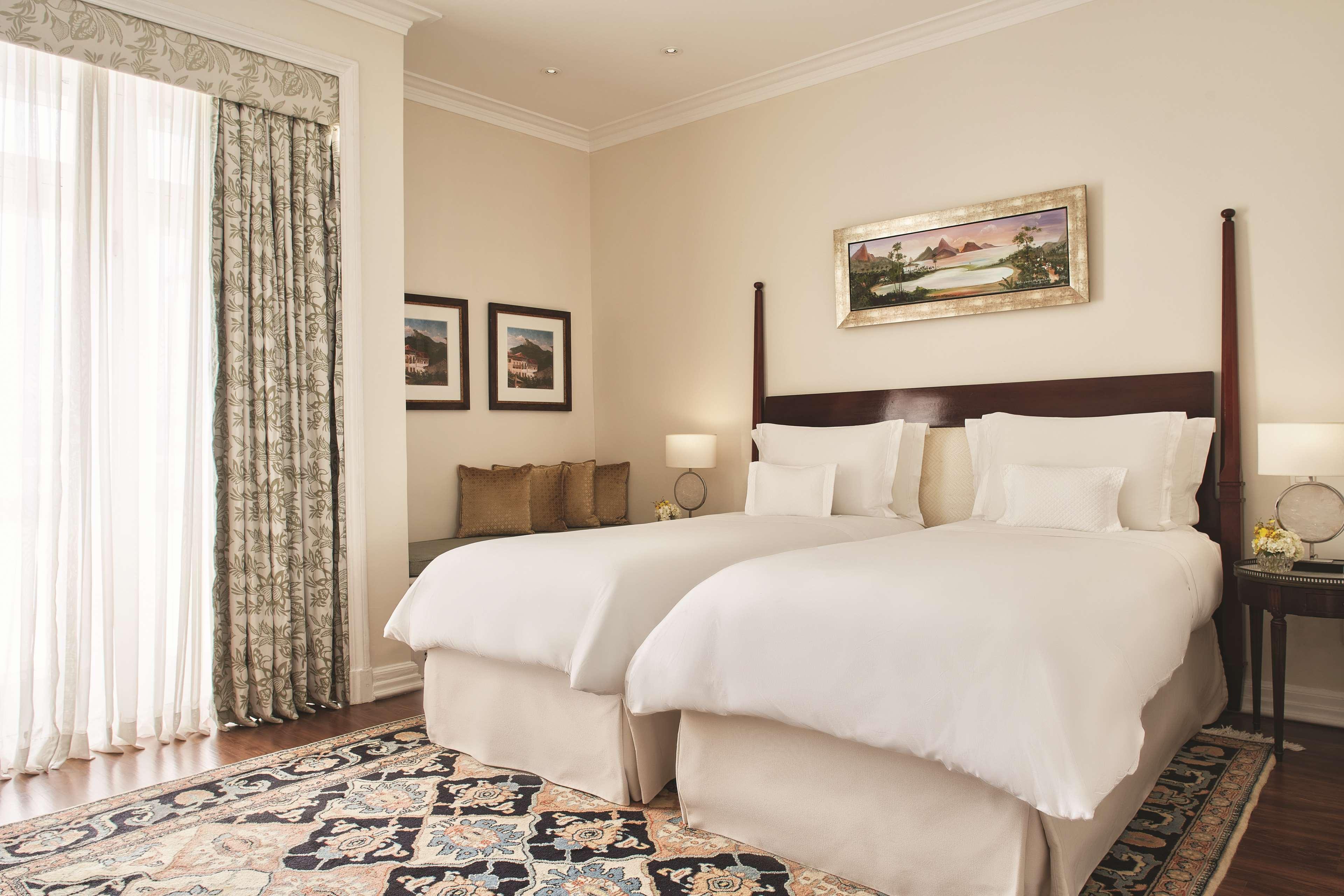 Copacabana Palace, A Belmond Hotel, Rio De Janeiro Esterno foto A guest room at the Taj Mahal Palace